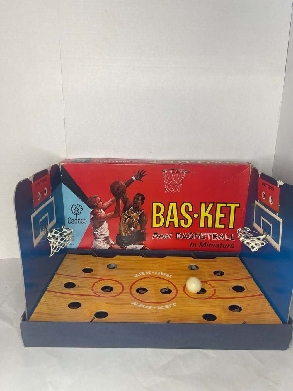Vintage Cadaco BAS-KET Real Basketball in Miniature Game No. 165 CIB